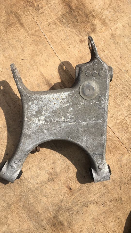 рычаг задний левый BMW 5 серия E39 (1995 - 2000), универсал, 1091485 - фото №1