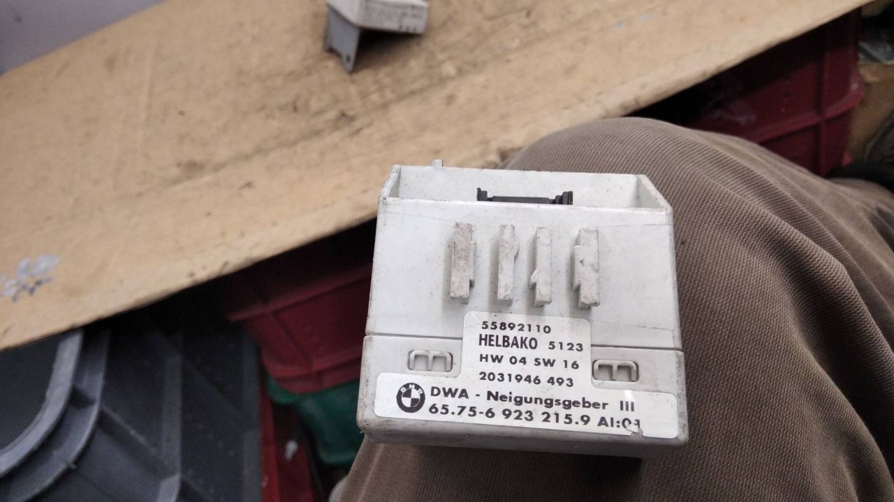 датчик курсовой устойчивости BMW 3 серия E46 2003, 2.0 л., дизель, АКПП, седан, 6923215, 8386932, 8382240 - фото №1