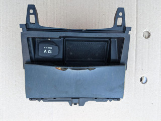 вещевой ящик центральной консоли Mercedes-Benz E-Класс W212/S212/C207/A207 2011, 1.8 л., M 271.860, бензин, АКПП, черный, кабриолет, 2046801350, A2046801350