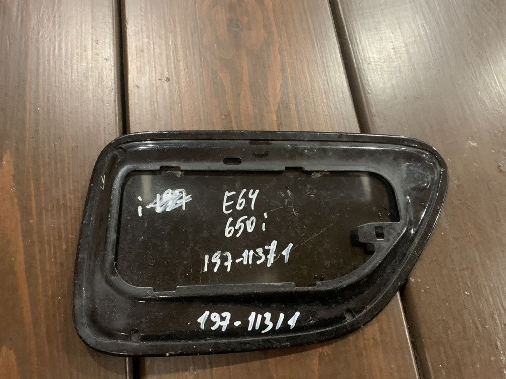 лючок топливного бака BMW 6 серия E63/E64 2007, 4.8 л., N62 B48 B, бензин, АКПП, кабриолет - фото №1