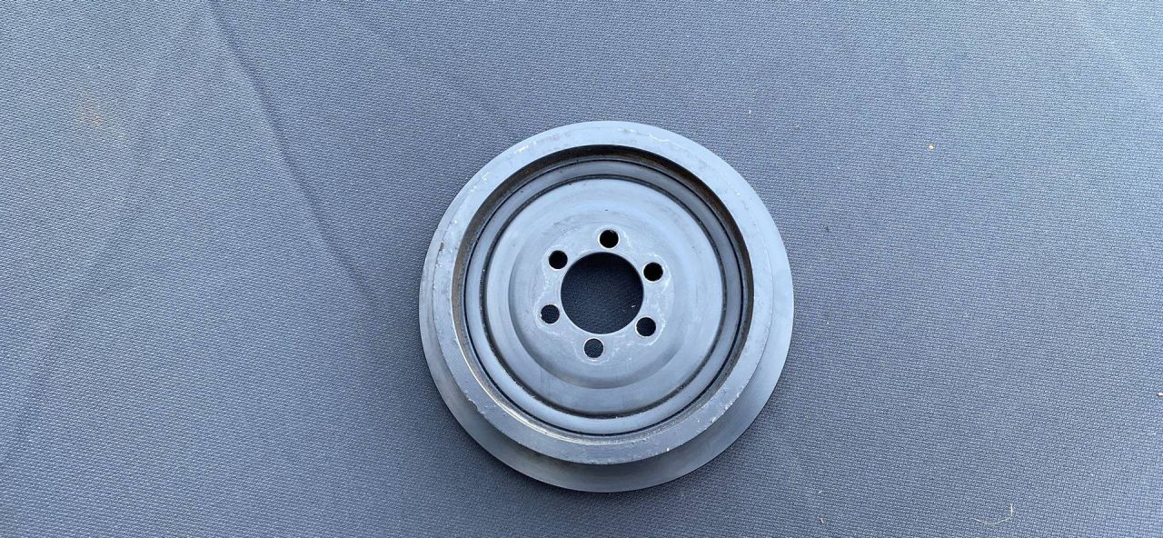 шкив коленвала BMW 3 серия E90/E91/E92/E93 2005, 2.5 л., N52 B25, бензин, 7519628 - фото №1