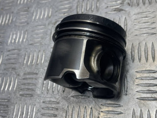 поршень BMW X5 E70 [рестайлинг] 2012, 3.0 л., N57 D30 A, дизель, 7805331