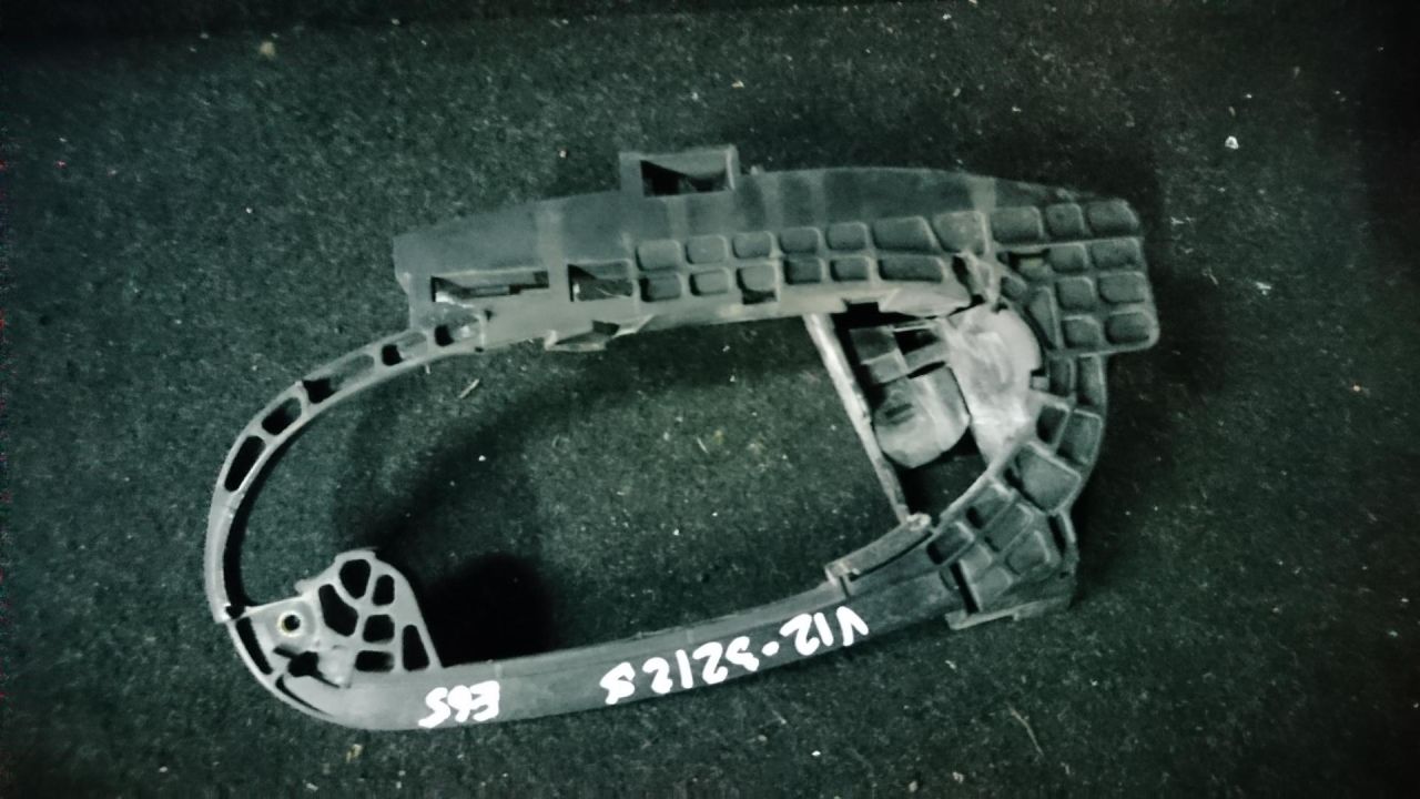 скелет ручки двери задней левой BMW 7 серия E65/E66/E67 2002, 4.4 л., бензин, АКПП, седан, 7013703 - фото №1