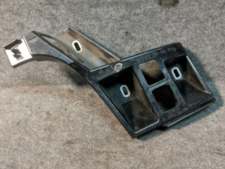 Крепление бампера переднего Mercedes-Benz M-Класс W166 2012, 2.1 л., OM 651.960, дизель, АКПП, мокрый асфальт, внедорожник 5 дв., A1668803303, 1668803303