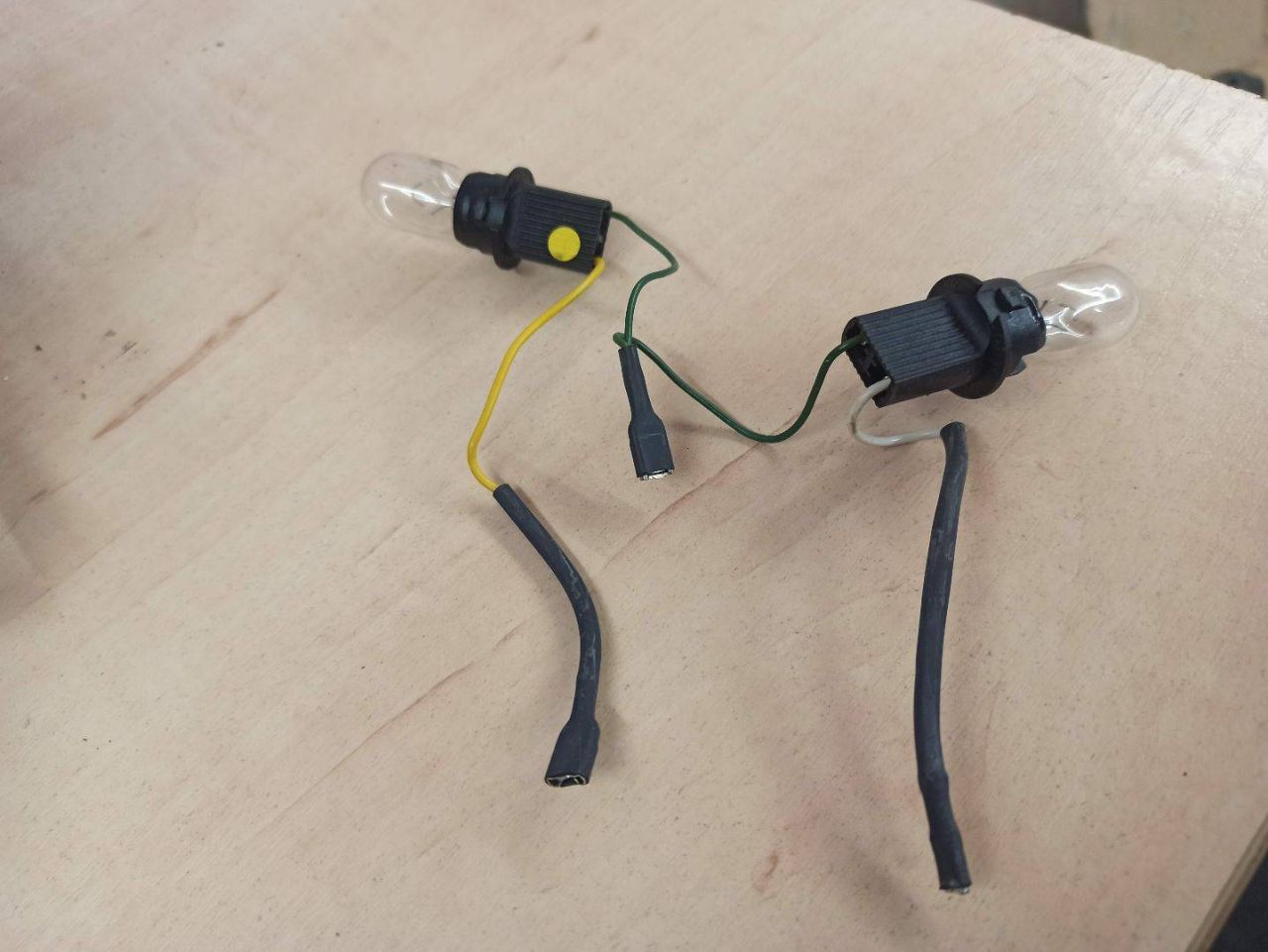 лампочка BMW X5 E70 2009, 3.0 л., дизель - фото №1