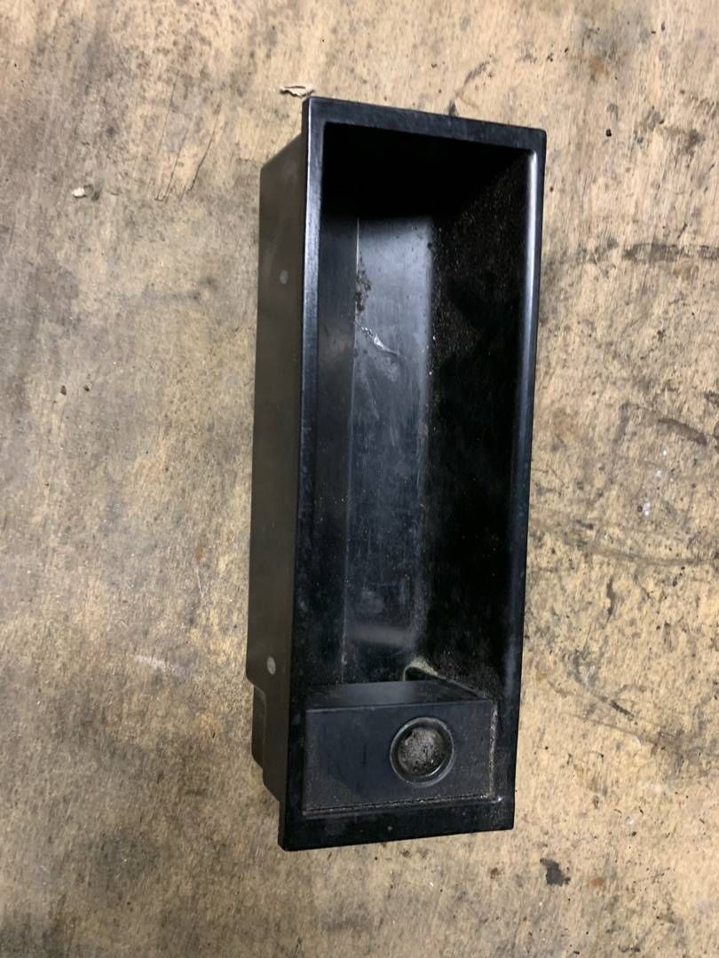 пепельница BMW X5 E53 2003, 8402967 - фото №1