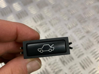 кнопка открытия багажника BMW Z4 E85 2004, 3.0 л., бензин, АКПП, кабриолет, 61318365579, 8365579