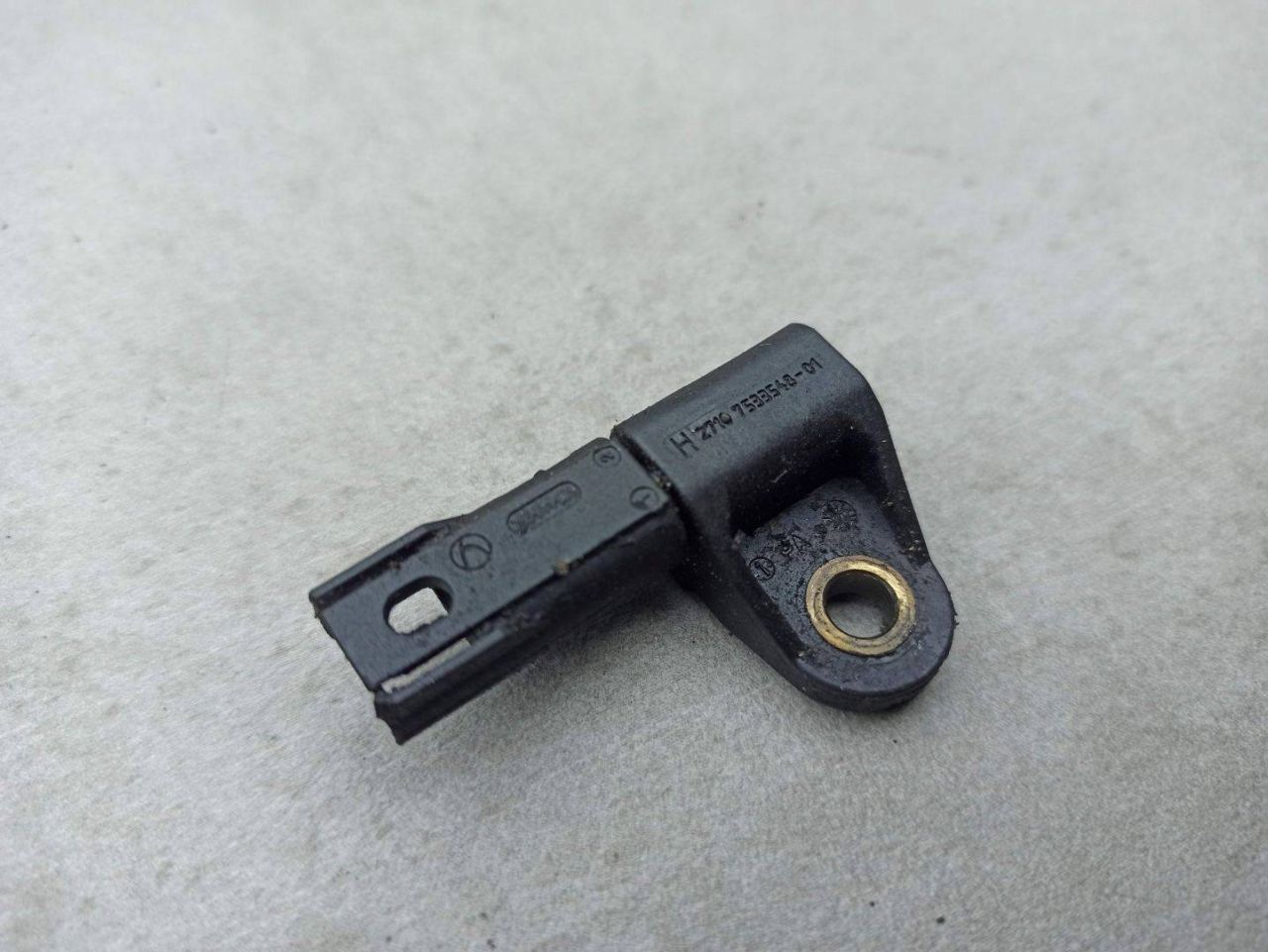 датчик включения полного привода BMW, 3.0 л., дизель, 7533548 - фото №1