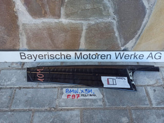 молдинг двери задней левой BMW 2024, 3.0 л., бензин