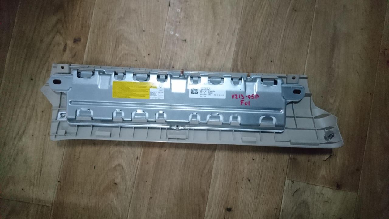 подушка безопасности коленная BMW 7 серия F01/F02 2010, 4.4 л., N63 B44 A, бензин, АКПП, седан, 72129176285 - фото №1