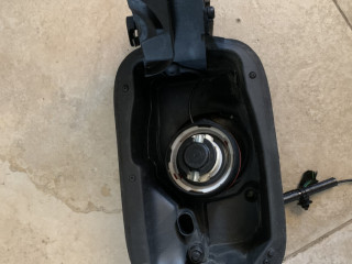 лючок топливного бака Mercedes-Benz C-Класс W204/S204/C204 [рестайлинг] 2011, 2.1 л., OM 651.913, дизель, АКПП, универсал, A2047500103, 2047500103