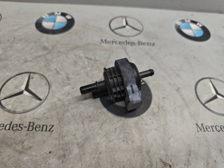 клапан вентиляции картера Mercedes-Benz GLB-Класс 1 поколение 2022, бензин, задний привод, A0004703700