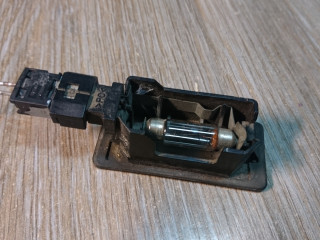 подсветка номера BMW X6 E71/E72 2009, 3.0 л., дизель, АКПП, внедорожник 5 дв., 9372001