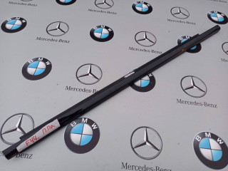 молдинг двери передней правой BMW 2 серия F44 2020, 2.0 л., бензин, хетчбэк 5 дв., полный привод, 7483132