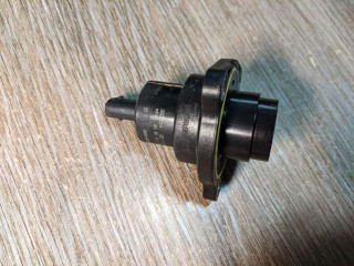 Клапан перепускной Mercedes-Benz C-Класс W205/S205/C205 2015, 2.0 л., M 274.920, бензин, АКПП, седан, правый руль, 0001532859, A0001532859, 7.04927.03