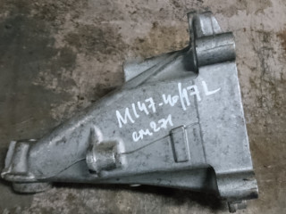 кронштейн двигателя Mercedes-Benz E-Класс W212/S212/C207/A207 2011, 1.8 л., M 271.860, бензин, АКПП, черный, кабриолет, A2712232704