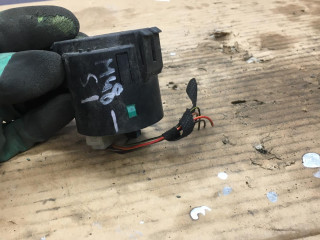 сирена (гонг) BMW 5 серия E39 [рестайлинг] 2001, 2.5 л., дизель, АКПП, универсал, 8360995