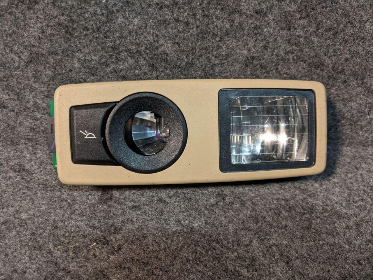 фонарь салона (плафон) BMW X5 E70 2009, 4.8 л., N62 B48 A, бензин, АКПП, внедорожник 5 дв., 6894519 - фото №1