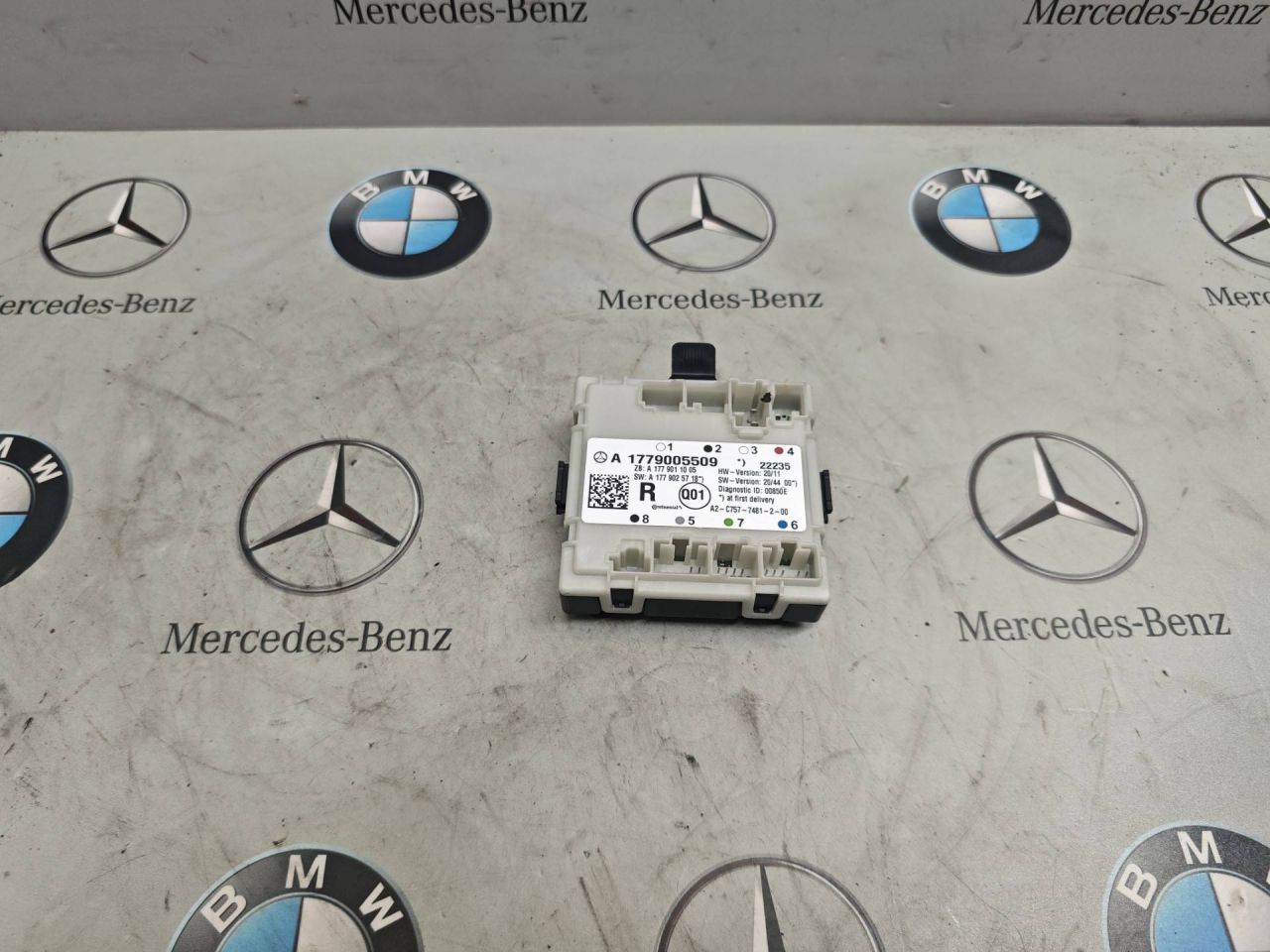 модуль управления двери Mercedes-Benz GLB-Класс 1 поколение 2022, бензин, задний привод, A1779005509 - фото №1
