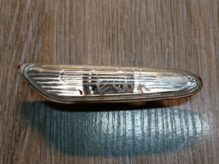 повторитель поворота на крыле BMW 5 серия E60/E61 [рестайлинг] 2008, 3.0 л., N54 B30 A, бензин, АКПП, бордовый, седан, 7165741