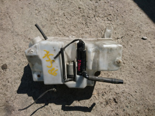 бачок омывателя BMW 7 серия E65/E66/E67 [рестайлинг] 2007, 3.0 л., дизель, АКПП, черный, седан, 61667148064