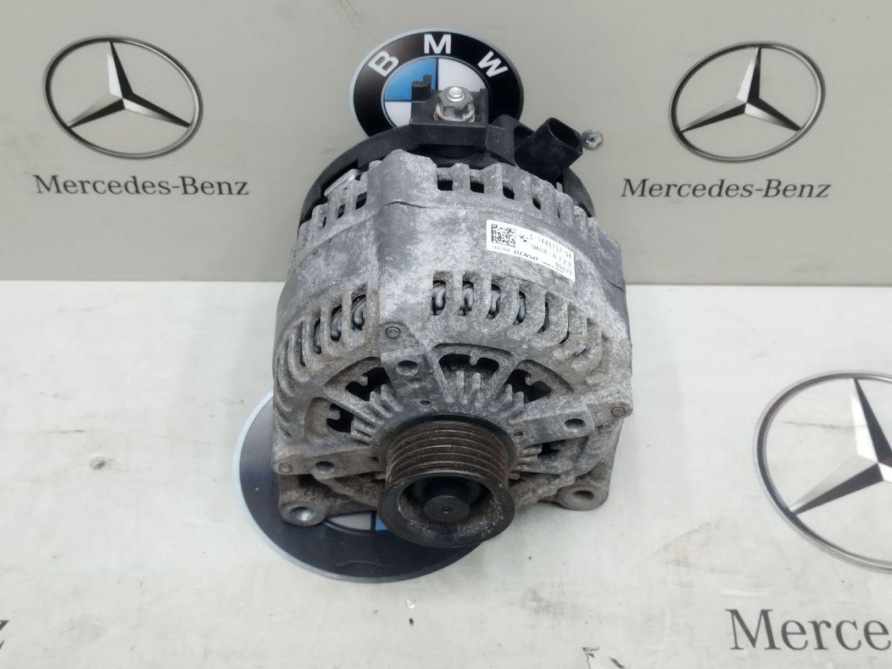 генератор BMW X1 F48 2018, 2.0 л., бензин, 7640132 - фото №1