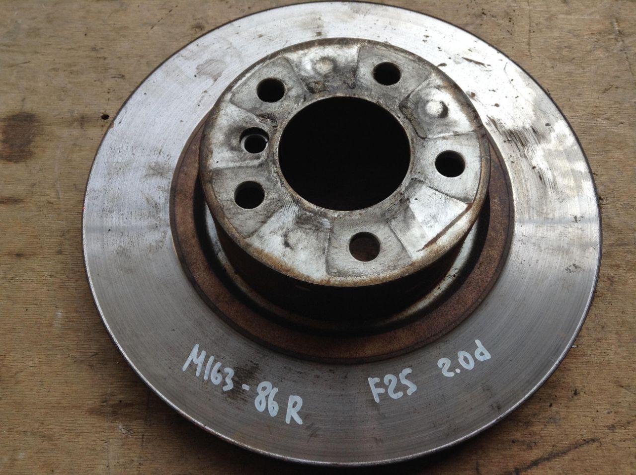 диск тормозной задний BMW X3 F25 2013, 2.0 л., N47 D20 C, дизель, АКПП, белый, внедорожник 5 дв., 6868936 - фото №1