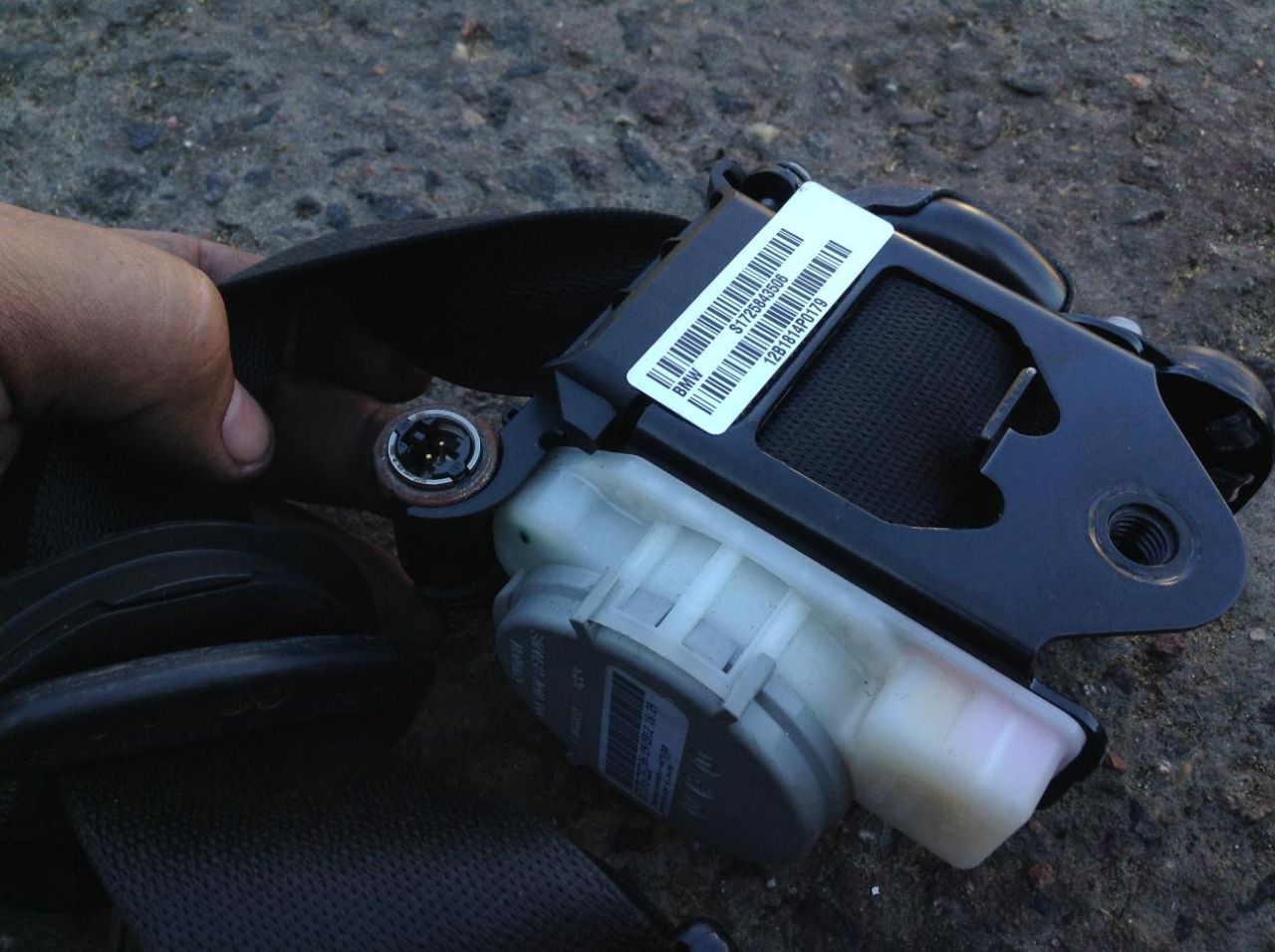 ремень безопасности BMW X3 F25 2013, 2.0 л., N20 B20 A, бензин, АКПП, внедорожник 5 дв. - фото №1