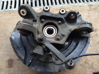 кулак задний правый BMW X3 F25 2013, 2.0 л., N47 D20 C, дизель, АКПП, белый, внедорожник 5 дв., 6797570