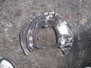 защитный кожух тормозного механизма BMW X5 E70 2010, 6779988