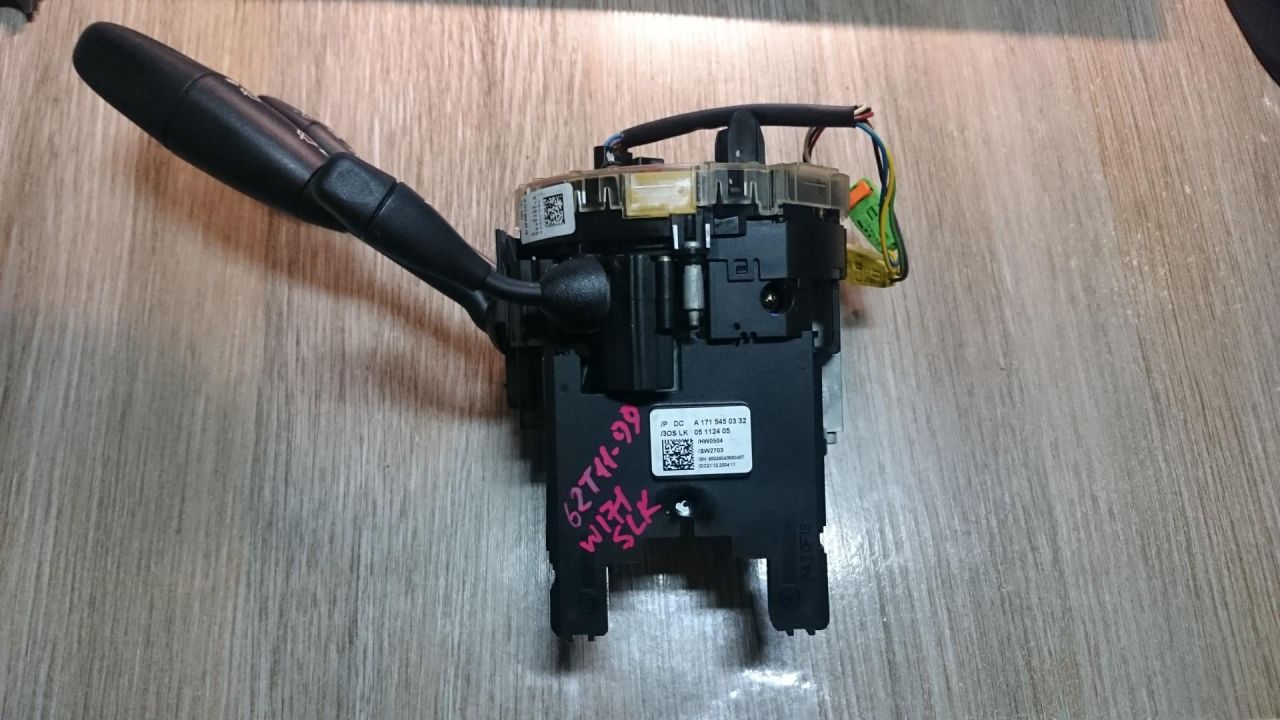 переключатель подрулевой (стрекоза) Mercedes-Benz SLK-Класс R171 2006, 3.5 л., M 272.963, бензин, АКПП, серебристый, кабриолет - фото №1