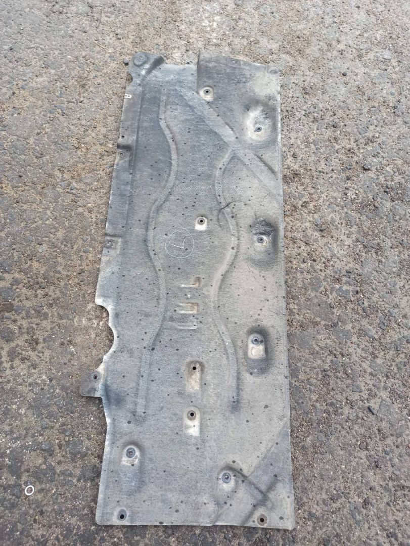 защита днища BMW X1 F48 2017, 1.8 л., дизель, АКПП, 475, полный привод - фото №1