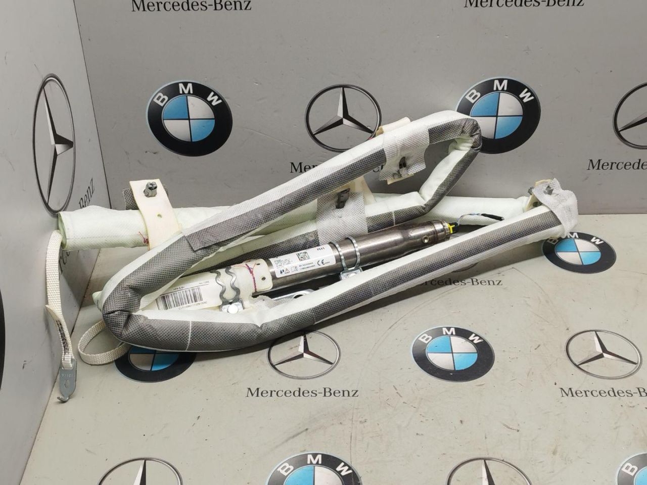 подушка безопасности боковая (шторка) BMW X1 F48 2018, 2.0 л., бензин, 7352604 - фото №1