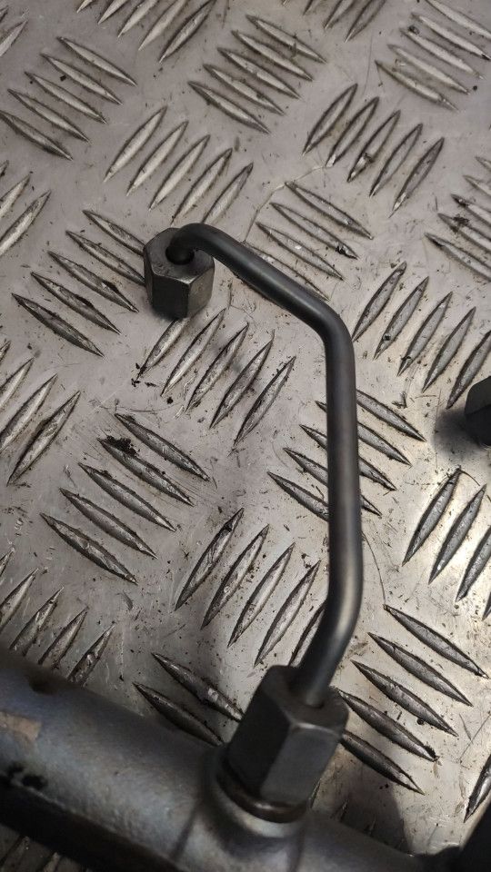 трубка топливная Mercedes-Benz GLC Coupe C253 2016, 2.2 л., дизель - фото №1