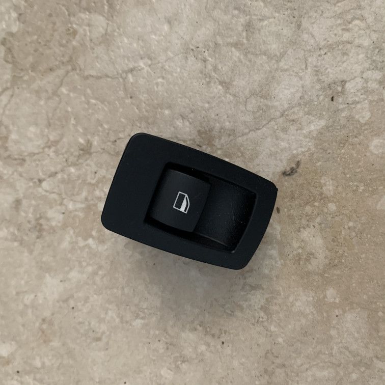 кнопка стеклоподъемника двери BMW 5 серия E60/E61 2007, 4.8 л., N62 B48 A, бензин, АКПП, универсал, 9113773, 6922244 - фото №1