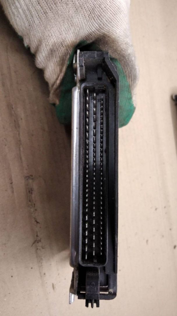 блок управления АКПП BMW 5 серия E39 1997, 2.5 л., бензин, АКПП, седан, 1421647, 1421810, 1422181, 1422768, 1422772 - фото №1