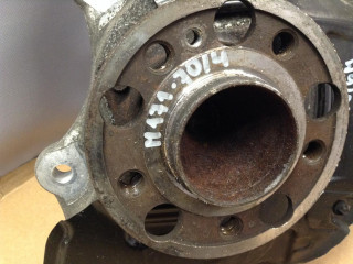 ступица передняя правая Mercedes-Benz S-Класс W222/C217/A217 2015, 3.0 л., OM 642.861, дизель, АКПП, седан