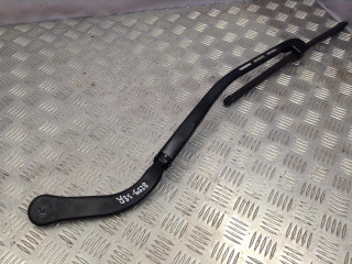 щеткодержатель (поводок стеклоочистителя, дворник) BMW 3 серия E90/E91/E92/E93 2007, 2.0 л., N47 D20 A, дизель, АКПП, универсал