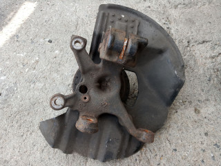 кулак поворотный левый BMW 3 серия E46 [рестайлинг] 2004, 2.5 л., бензин, АКПП, седан