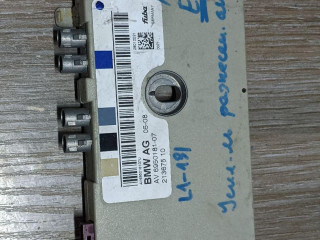 усилитель антенны BMW 3 серия E90/E91/E92/E93 [рестайлинг] 2008, 4.0 л., S65 B40 A, бензин, АКПП, темно-синий, кабриолет, 6950181