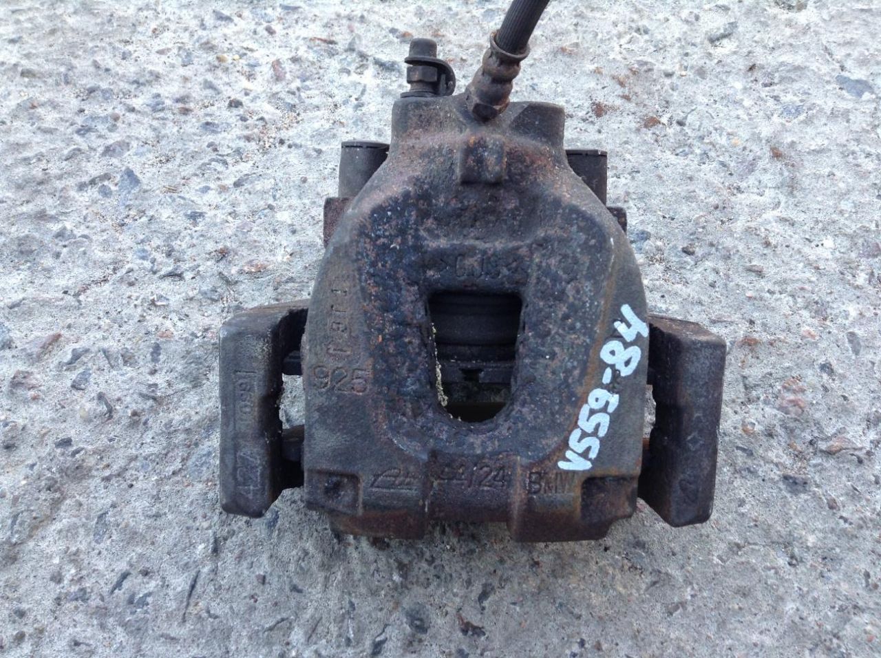 суппорт задний правый BMW 7 серия F01/F02 2009, 4.4 л., N63 B44 A, бензин, АКПП, седан - фото №1