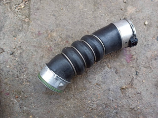 патрубок интеркулера BMW 3 серия E90/E91/E92/E93 [рестайлинг] 2008, 2.0 л., N47 D20 C, дизель, 7797748