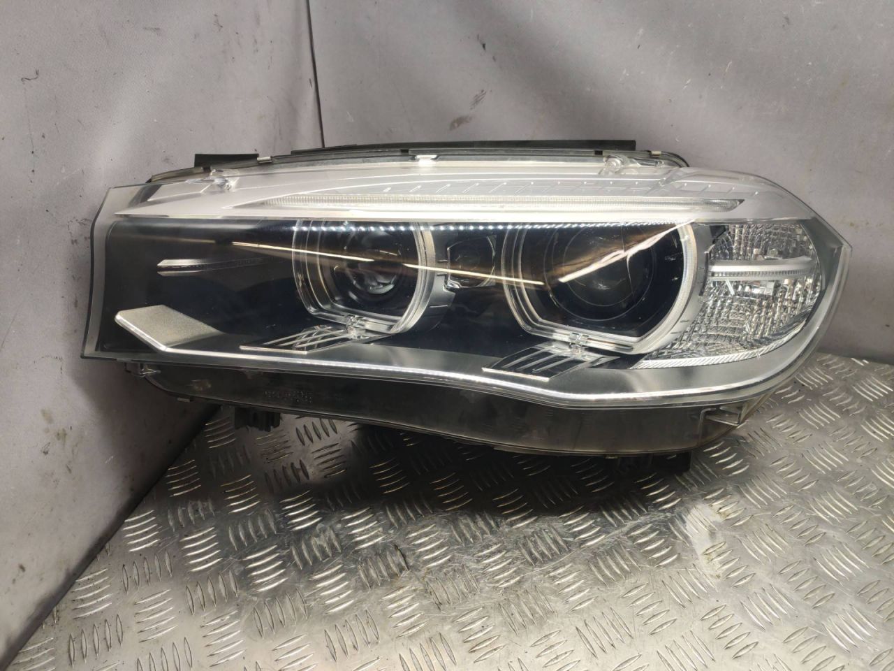 фара левая BMW X5 F15 2016, 4.0 л., дизель, 7290055 - фото №1