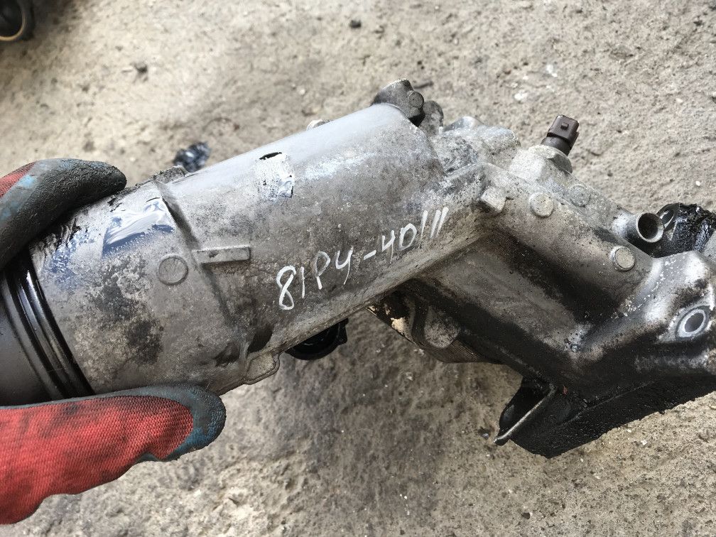 корпус масляного фильтра BMW 5 серия E60/E61 2006, 3.0 л., дизель, АКПП, синий, седан - фото №1