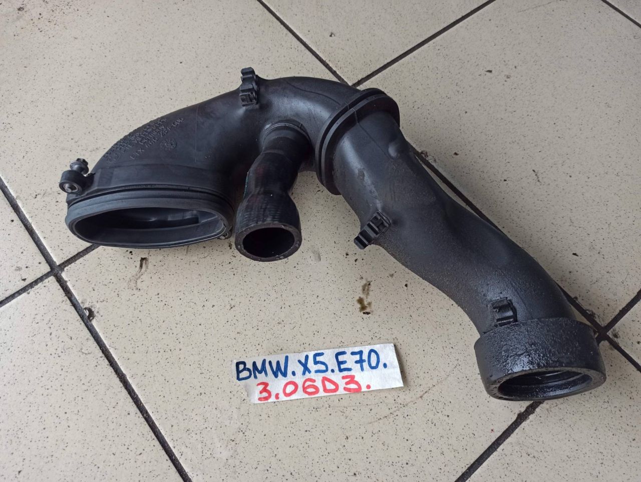 патрубок турбины BMW X5 E70 2009, 3.0 л., дизель, 7794172 - фото №1