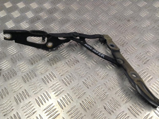 петля крышки багажника BMW 3 серия E90/E91/E92/E93 2007, 3.0 л., N53 B30 A, бензин, МКПП, мокрый асфальт, седан, 7060628