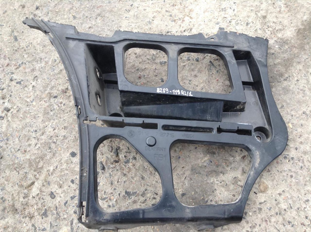 Крепление бампера переднего BMW 3 серия E90/E91/E92/E93 2007, 2.0 л., N47 D20 A, дизель, АКПП, универсал, 7127715 - фото №1