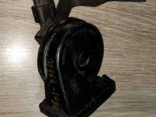 сигнал (клаксон) Land Rover Range Rover 3 поколение [2-й рестайлинг] 2012, 4.4 л., 448DT, дизель, АКПП, внедорожник 5 дв., AH4213801AA