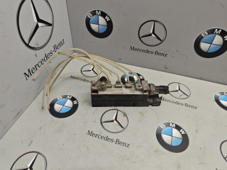 клапана пневмоподвески Mercedes-Benz S-Класс W220 [рестайлинг] 2004, A2203200258