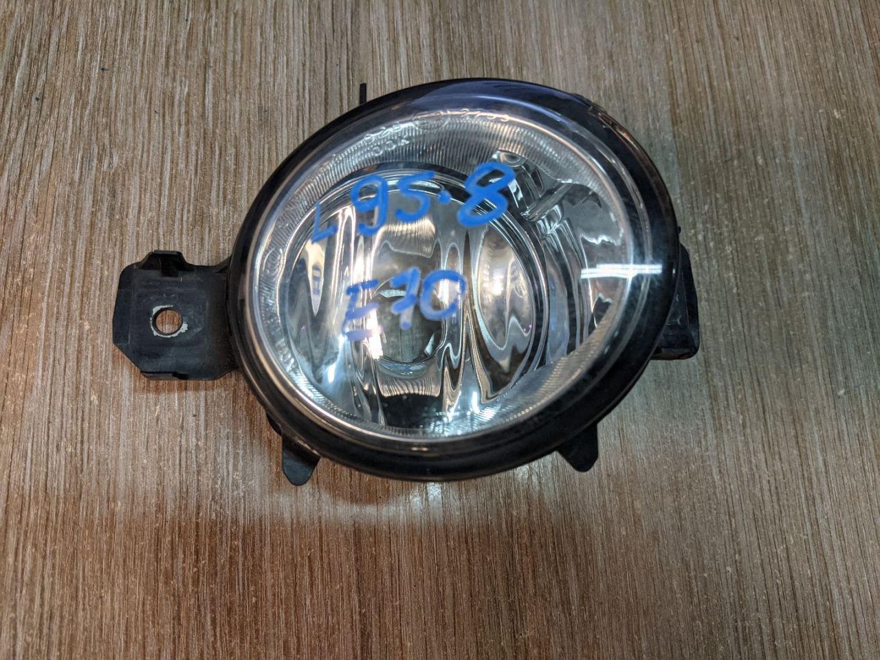 фара противотуманная правая BMW X5 E70 2007, 3.0 л., дизель, АКПП, внедорожник 5 дв., 7184318, 63177184318 - фото №1